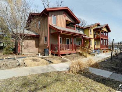 1220 Delaware St APT 6, Lawrence, KS, 66044