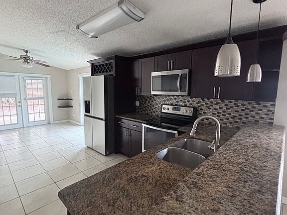 5th image of 6701 Glen Forest Ct