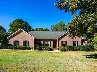 105 Planters Ridge Dr, Lagrange, GA 30240