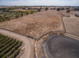 18660 E Rodeo Dr, Clements, CA 95227