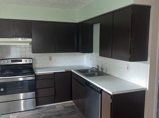 917 N Harding Rd #1, Elma, WA 98541