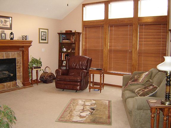 Great Rm with Fire Place
