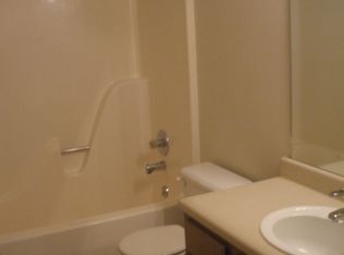 2944 W Village Ln, Springfield, MO 65807