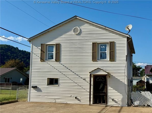 207 Marshall Ave #A