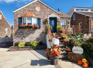 156-21 96th St, Howard Beach, NY 11414