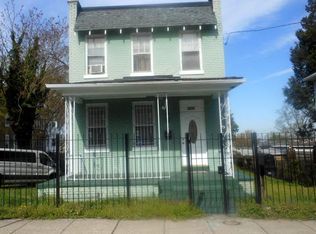 1523 White Pl SE, Washington, DC