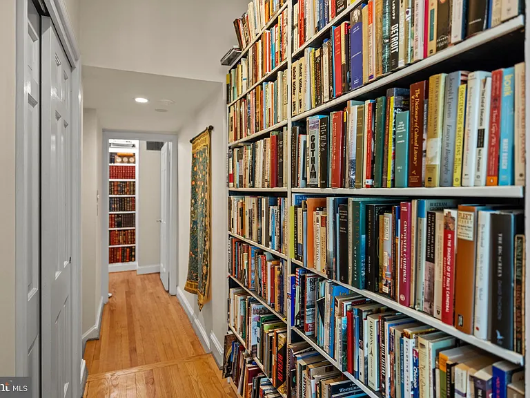 2426 I St NW — Photo 21