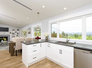 22224 Cass Ave, Woodland Hills, CA 91364