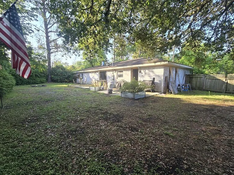 3414 Middle Sound Loop Rd — Photo 12