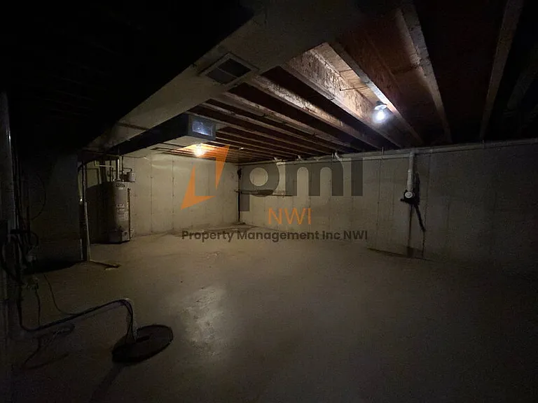 4000 Silhavy Rd — Photo 24
