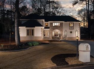 6115 Paddock Ln, Cumming, GA 30040