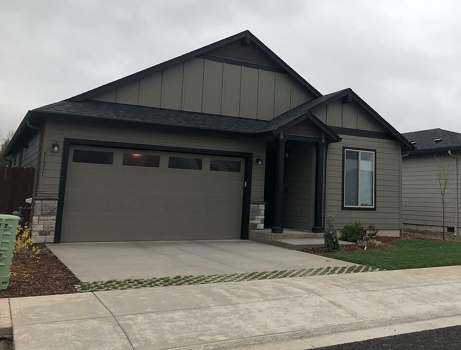 1st image of 11231 NE 135th Ave
