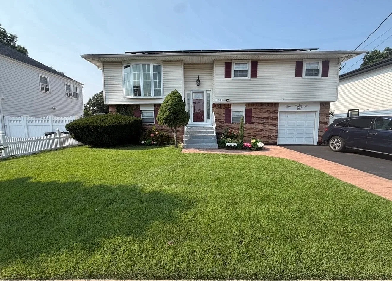 3 bed, 1000 sqft, $4,000 — Photo 1