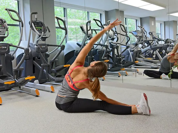 300 East 75th Street image 8 of 12