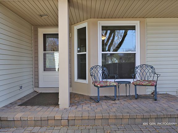 2nd image of 1009 Southbridge Ln #1009