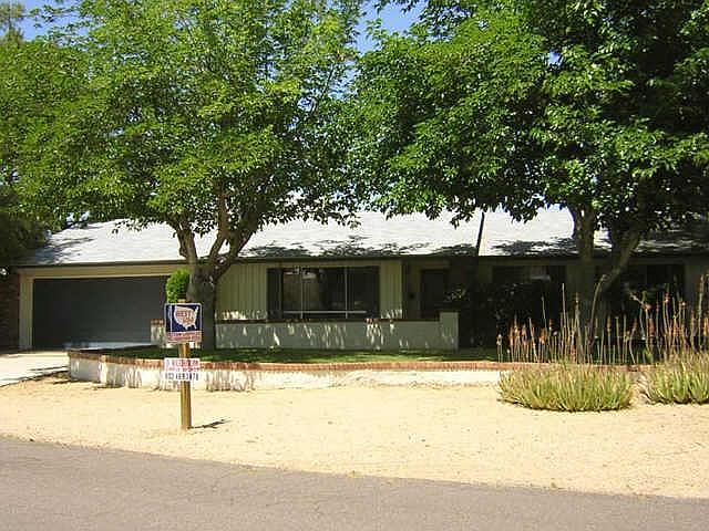 1st image of 1118 E VILLAGE CIRCLE DRIVE