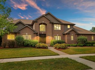 1161 Sycamore Dr, Lake Zurich, IL 60047