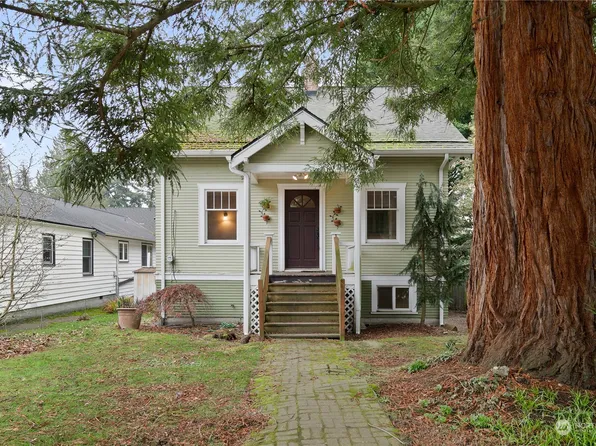 14972 20th Avenue SW, Burien, WA 98166