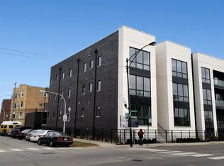 2858 W Belmont Ave APT 3W, Chicago, IL 60618