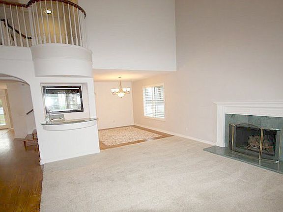 Entry & Open Living/Dining