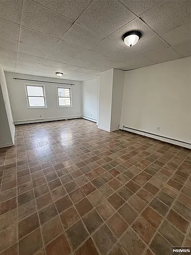 4001 Bergenline Ave #3 Photo 1 4001 Bergenline Ave #3 Photo 1