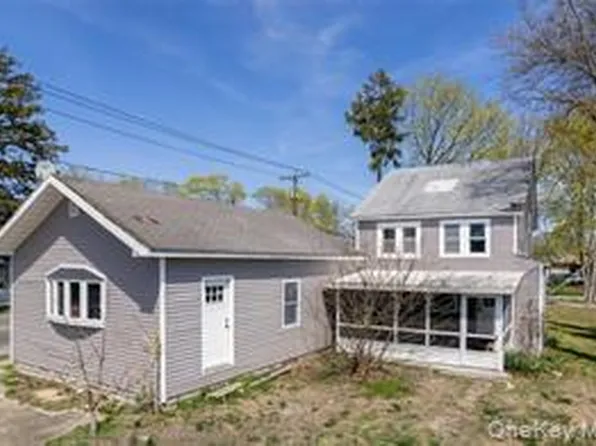 87 Avery Avenue, Patchogue, NY 11772