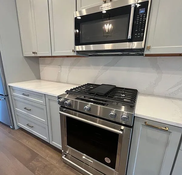 140 W 13th St — Photo 7