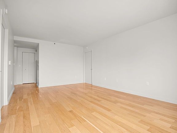 3rd image of 46-09 11th St APT 5D