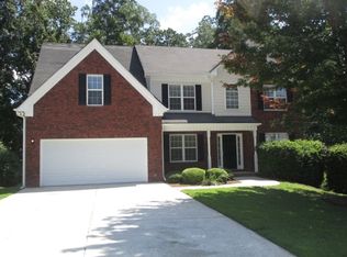 760 Lewis Ridge Cir, Lawrenceville, GA 30045