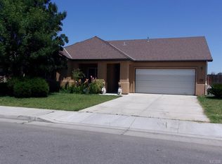 773 S Del Rio Ct, Hanford, CA 93230