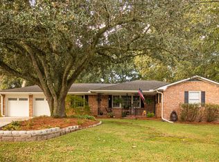 6021 Rembert Dr, Hanahan, SC 29410