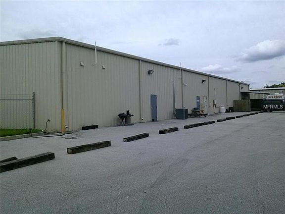 2nd image of 705 Wabash Ave