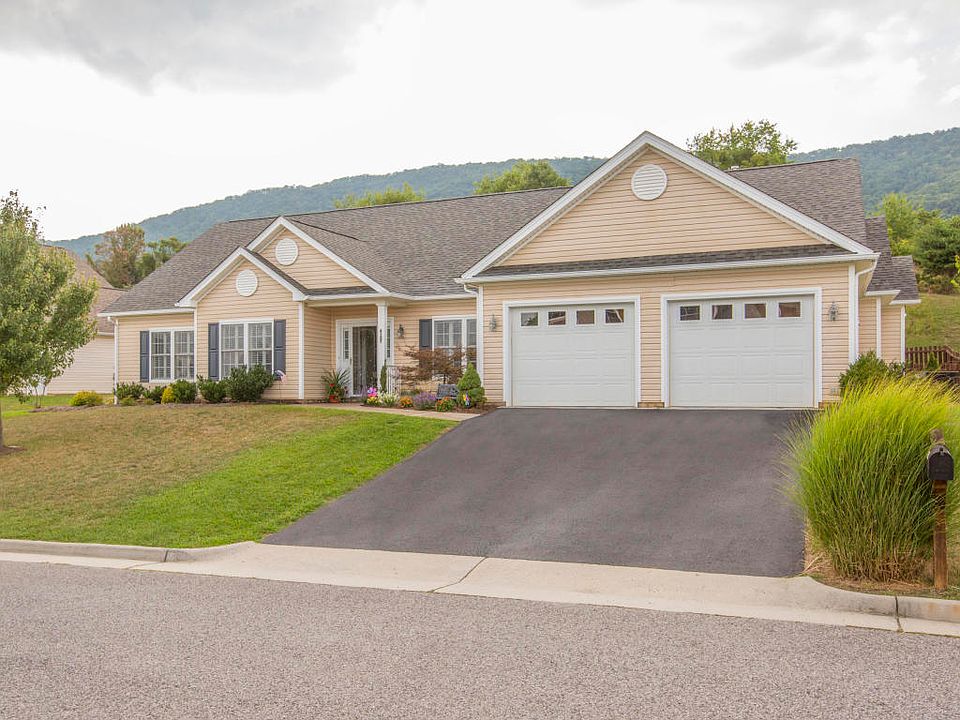 1st image of 6127 Crumpacker Dr