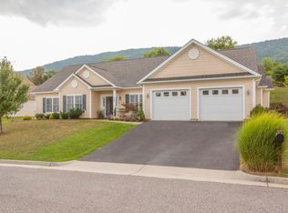 6127 Crumpacker Dr, Roanoke, VA 24012
