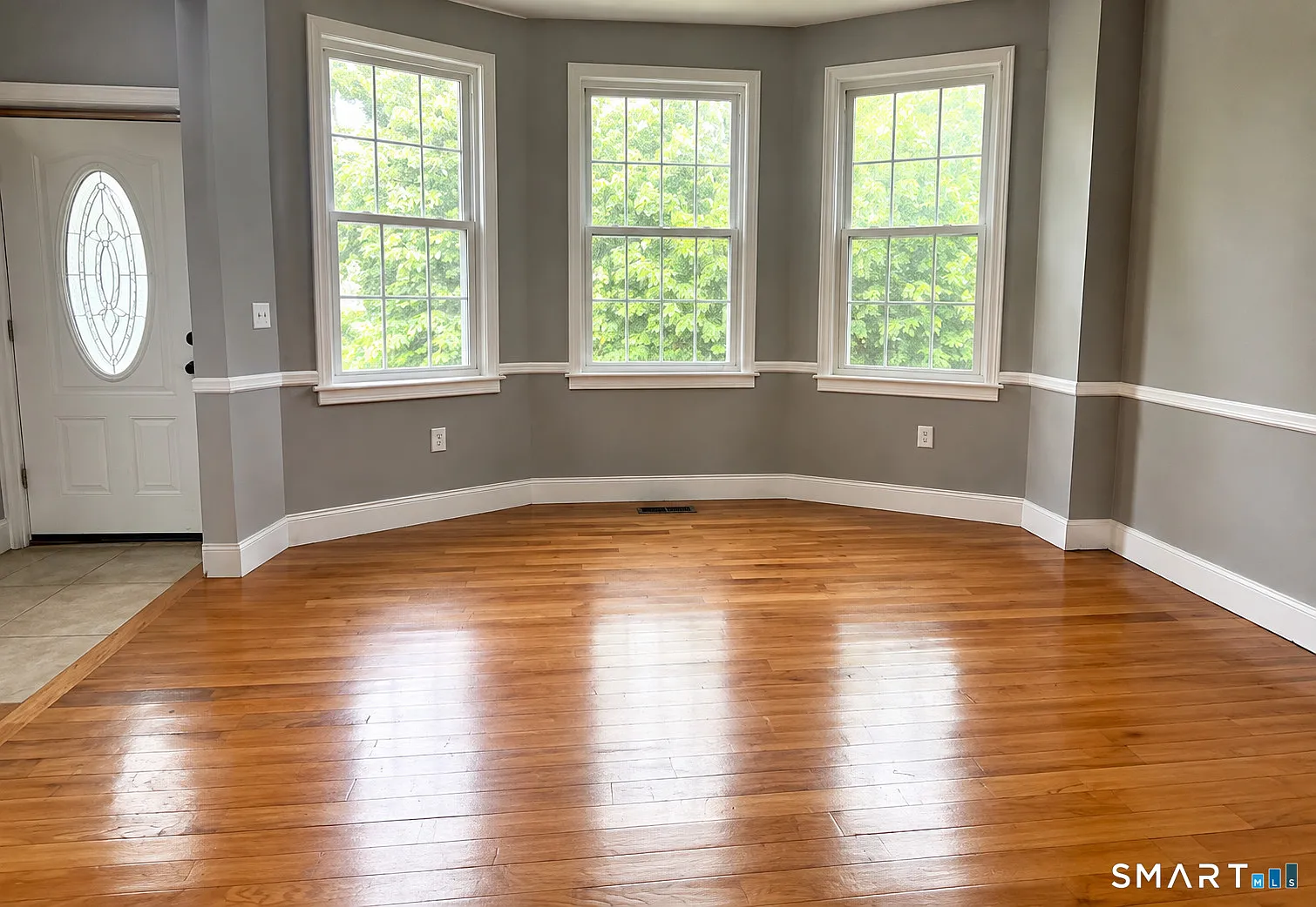 3 bed, 1.0 bath, 1300 sqft, $1,500 — Photo 2