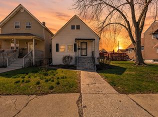 82 Isa Ave, Chicago Heights, IL 60411