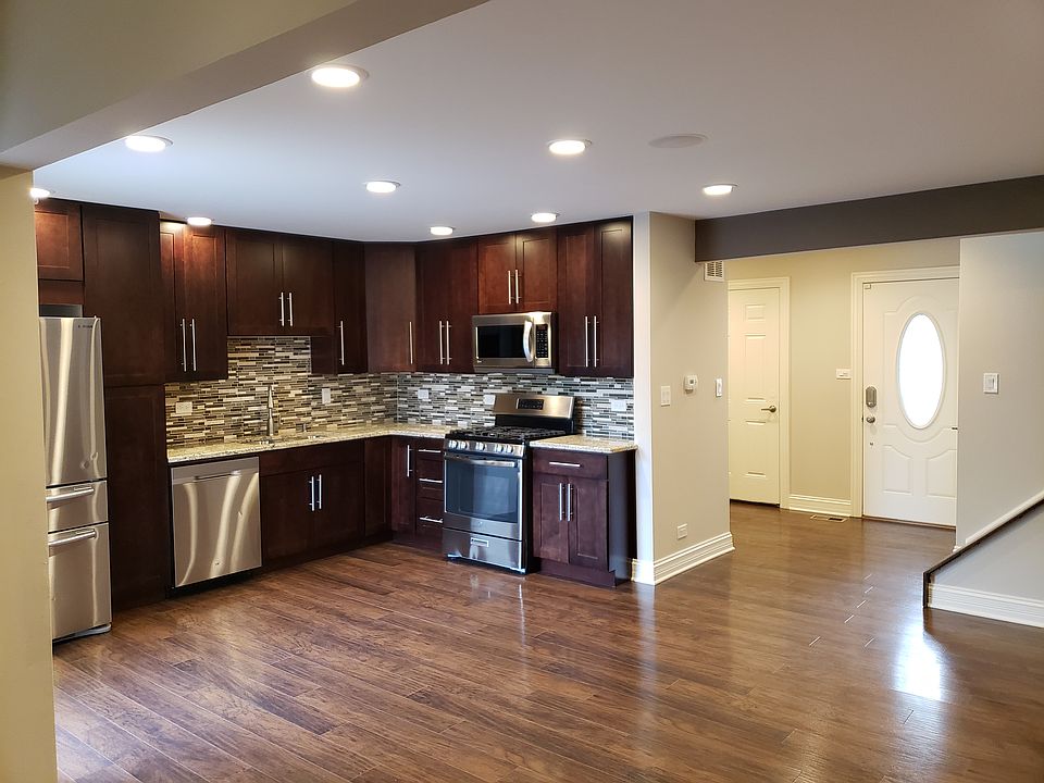 1st image of 7613 Weymouth Cir