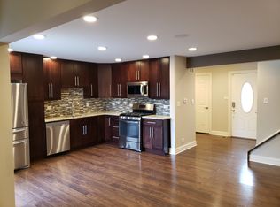 7613 Weymouth Cir, Hanover Park, IL 60133