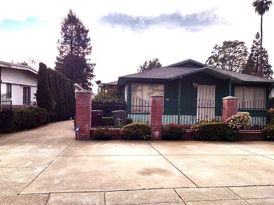 1st image of 2941-2945 Carmel St #2943