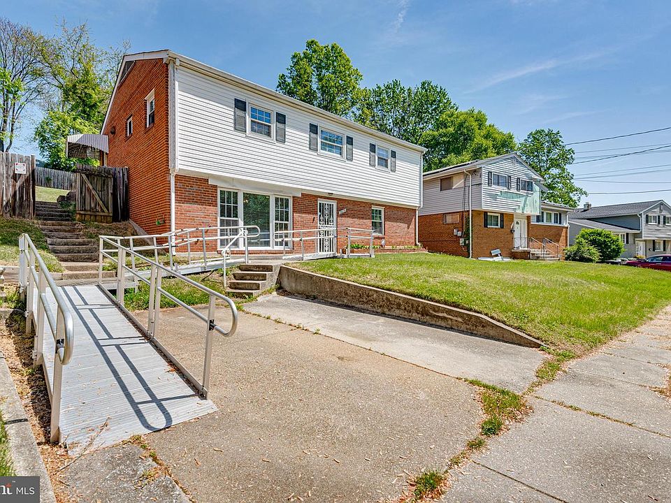 1st image of 7418 Dominion Dr
