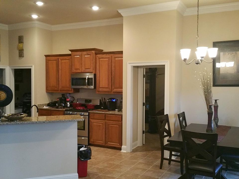 2nd image of 42235 Conifer Dr
