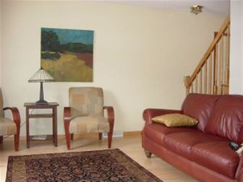3rd image of 6414 PETERS Lane