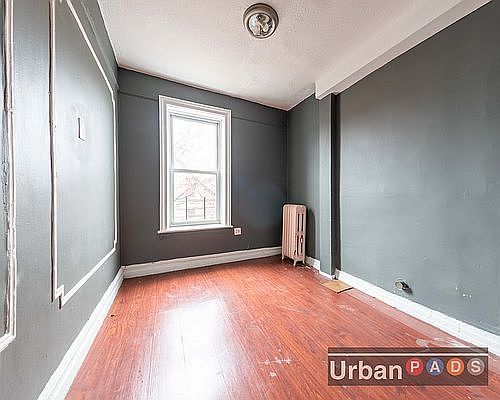 4th image of 720 Miller Ave #2L