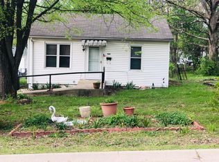705 School Ave, Cuba, MO 65453