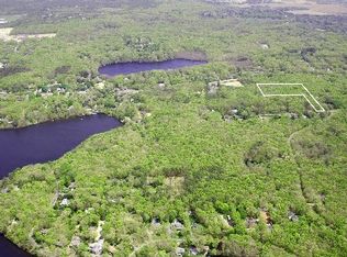 20 Cooper Ln, Southampton, NY 11968