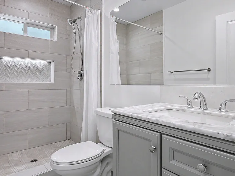 545 W Shenandoah St #B — Photo 12