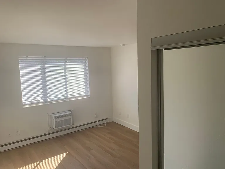 323 S. Grant St. — Photo 13