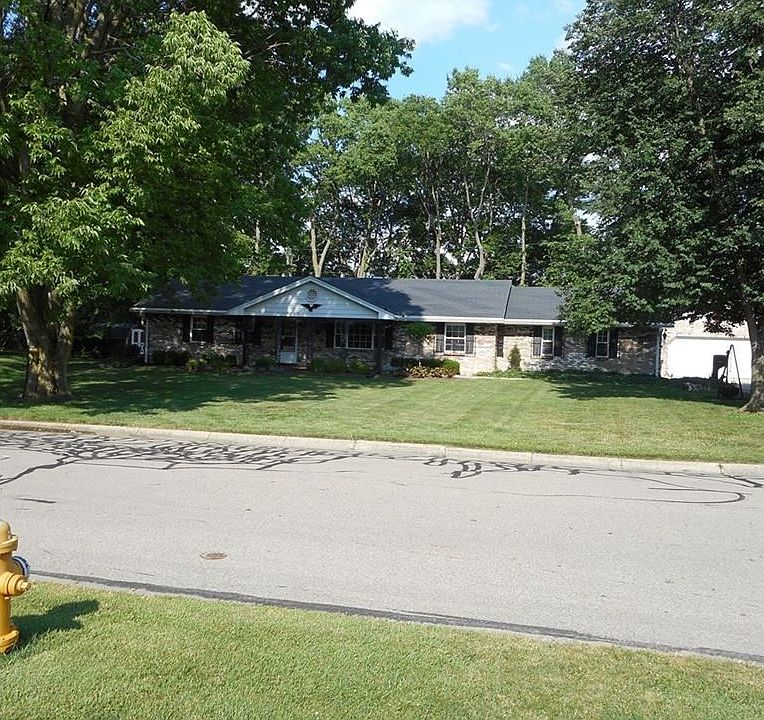 1st image of 1116 E Bridle Ln