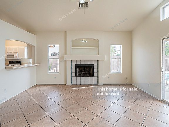 5th image of 605 E Agua Del Oro Cir