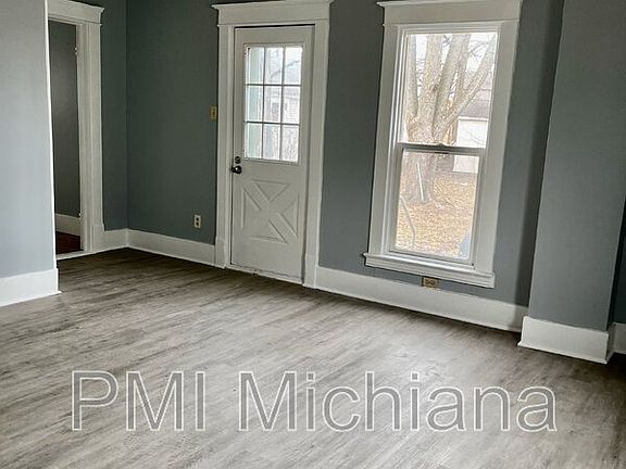 5th image of 612 W 5th St Unit 2